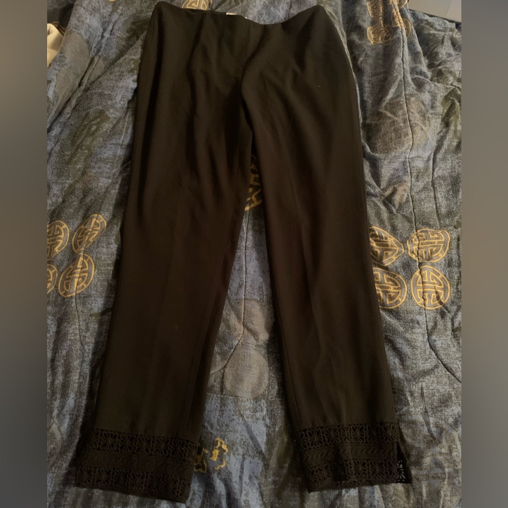 Melanie Lyne Side Zip Black Work Pants with eyelet detail size 6